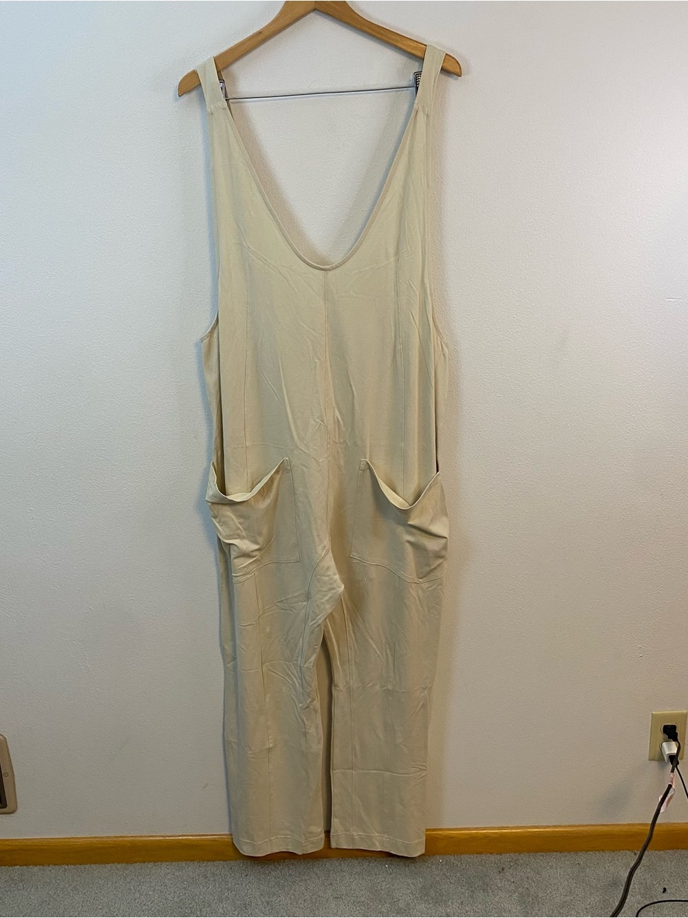 Wishlist Tan Cream Sleeveless Jumpsuit with Pockets Womens Large